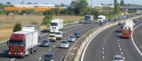 Sicurezza stradale UE: le strade europee stanno diventando più sicure ma i progressi sono troppo lenti