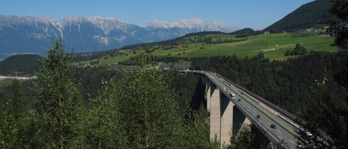 Internazionali, Austria: tunnel dell’Arlberg chiuso ai mezzi pesanti 15 aprile-22 novembre 2024