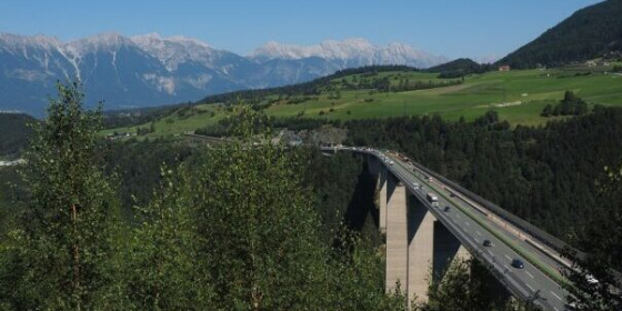 Internazionali, Austria: Ponte Lueg, pubblicato il calendario 2026 dei divieti di transito mezzi pesanti