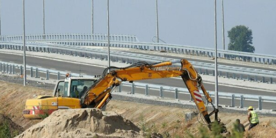 A11 Lucca Ovest. Chiusura rampa svincolo A11 Pisa Nord-Firenze (direzione Firenze)-diramazione A11 Lucca-Viareggio. Lavori manutenzione barriere di sicurezza
